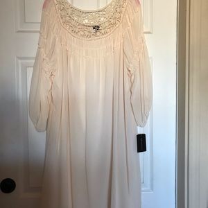 Omg!  Cute off white dress